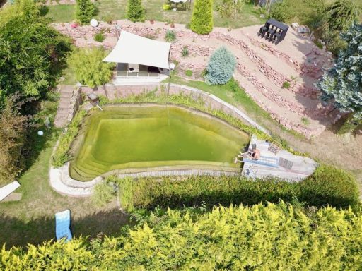 Ferienwohnung mit Schwimmteich